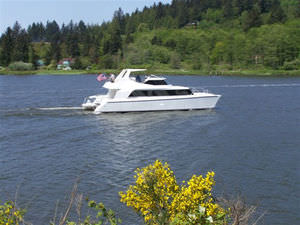 motor-yacht catamarano 1
