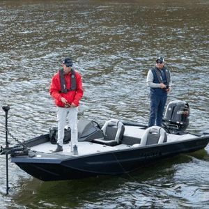 bass boat fuoribordo