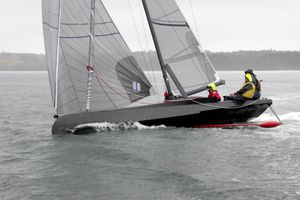 barca a vela da regata