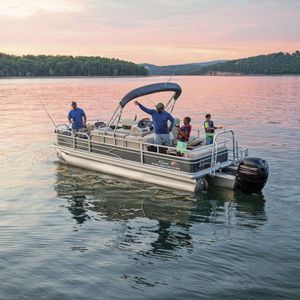 pontoon boat fuoribordo