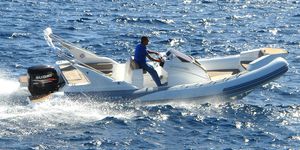 gommone fuoribordo