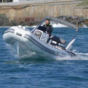 gommone fuoribordo