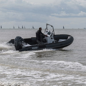 barca professionale patrol boat