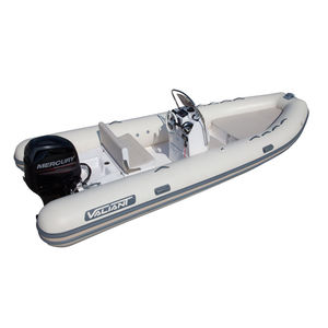 gommone fuoribordo / semirigido / con console centrale / max. 9 persone