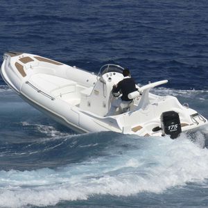 gommone fuoribordo 1