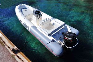 gommone fuoribordo