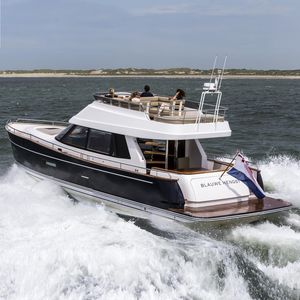 motor-yacht da crociera