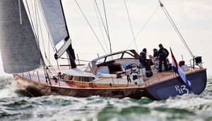 sailing-yacht da regata e crociera