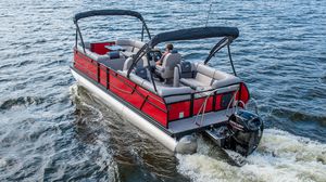 pontoon boat fuoribordo