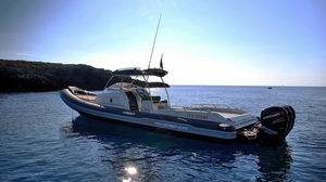 gommone fuoribordo