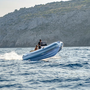 gommone fuoribordo