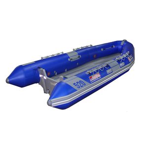 barca di supporto per immersioni