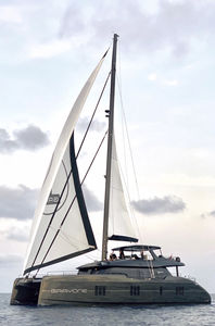 sailing-yacht multiscafo