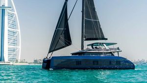 sailing-yacht catamarano