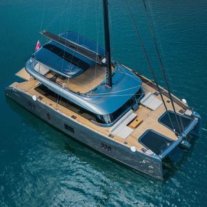 sailing-yacht catamarano