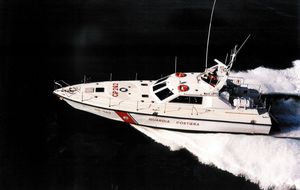 barca professionale patrol boat