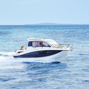 cabin-cruiser entrobordo