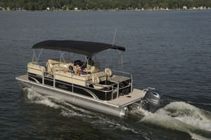 pontoon boat fuoribordo