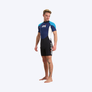 muta neoprene per sport nautici