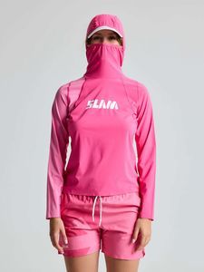 top lycra con cappuccio 1