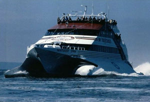 traghetto passeggeri catamarano 1