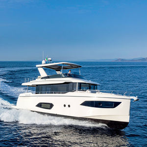 motor-yacht da crociera