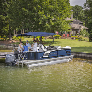 pontoon boat fuoribordo