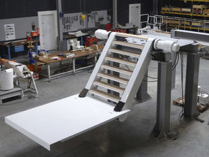 piattaforma per yacht / da bagno