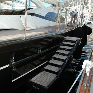 scaletta per yacht / a scomparsa / di imbarco