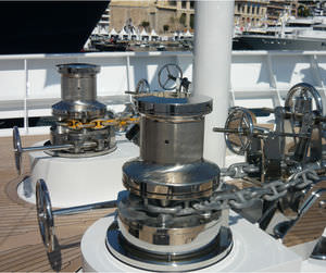 salpa ancora per yacht / verticale / elettrico / idraulico