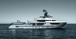 mega-yacht da crociera