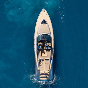 motor-yacht da crociera