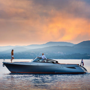 cabinato entrobordo / bimotore / open / con dual console