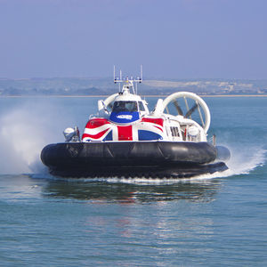 hovercraft commerciale