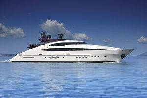 mega-yacht sportivo