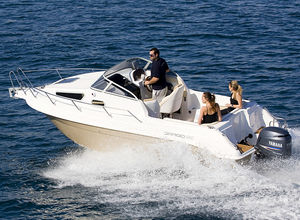 cabin-cruiser fuoribordo / open / sportivo / max. 7 persone