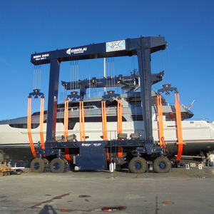 travel lift controllato a distanza 1
