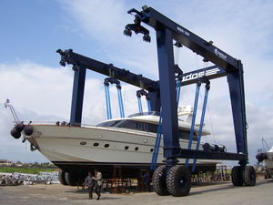 travel lift 1