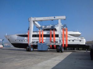 travel lift a ruote indipendenti 1