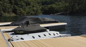 pontile per ormeggio a secco di jet-ski
