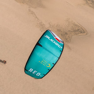 ala da kitesurf C-shape