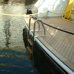 scaletta per yacht / fissa / da bagno / per plancetta
