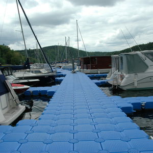 pontile galleggiante
