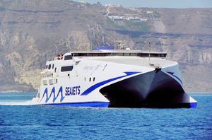traghetto per auto catamarano 1