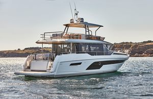 motor-yacht da crociera 1