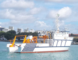 nave per ricerca oceanografica