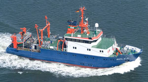 nave per ricerca alieutica 1