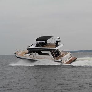 motor-yacht da crociera