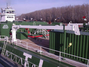 gru per nave / di bordo