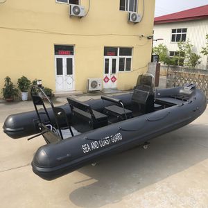gommone fuoribordo / con console centrale / multiuso / sportivo